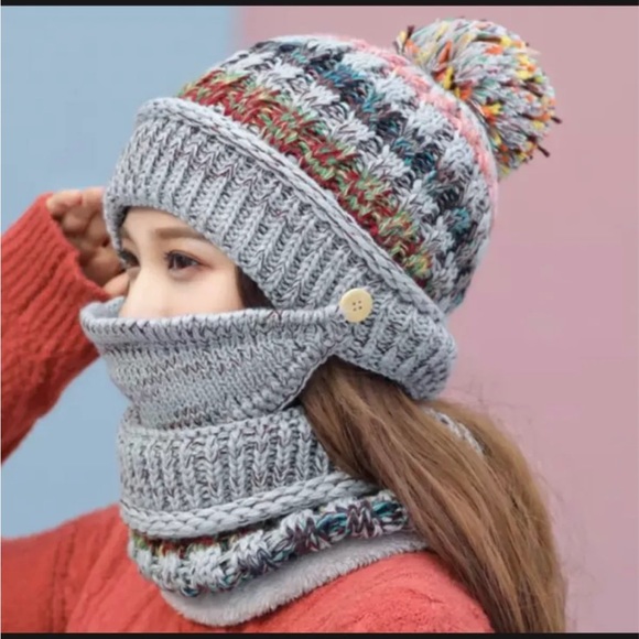 Women’s winter face mask with fleece lined hat and neck gaiter scarf - Gray Knit - Picture 2 of 6